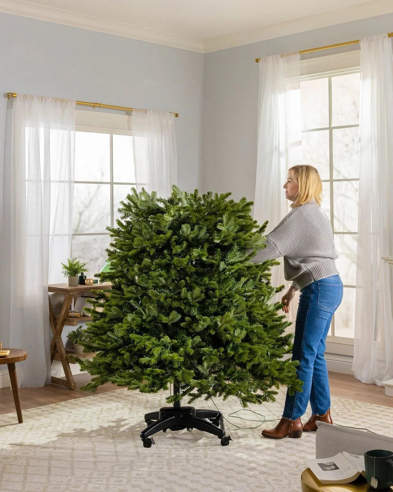 Árvore de Natal Verde Premium com Galhos Articulados, Suporte Metálico com Rodinhas e Micro LEDs Embutidos